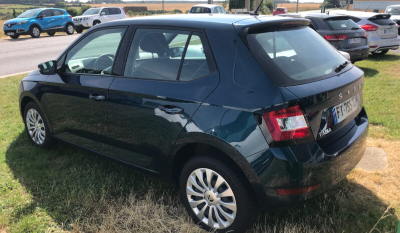 
								SKODA FABIA III 1.0 MPI 60 full									